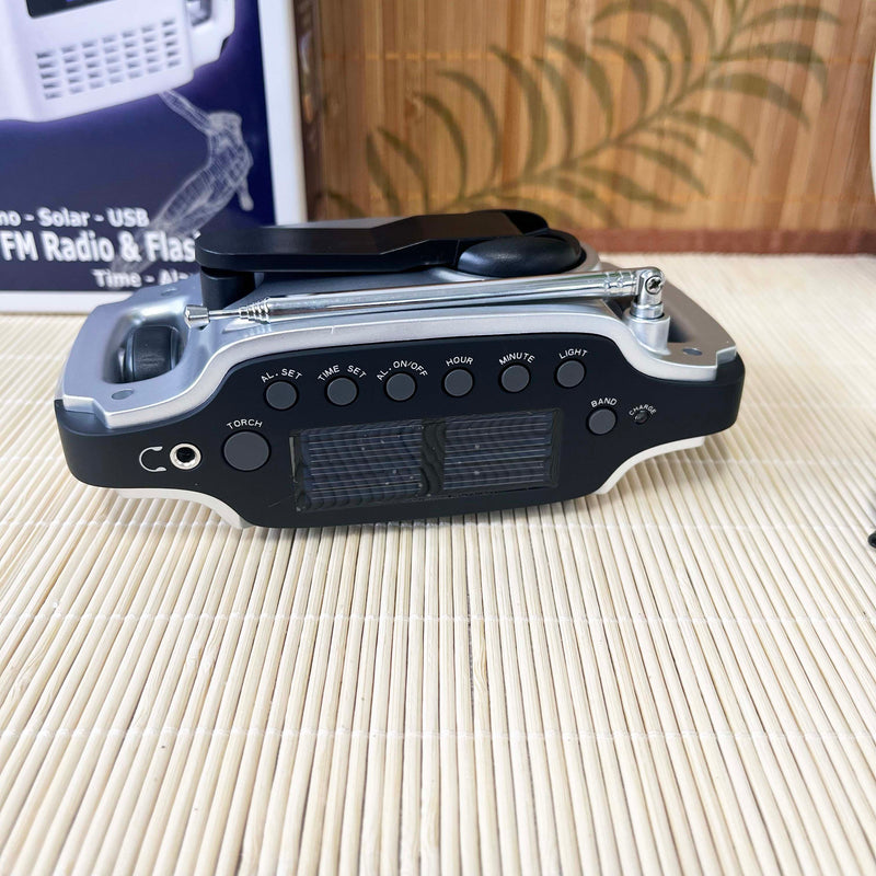 Lynx - Solar Radio & LED Flashlight